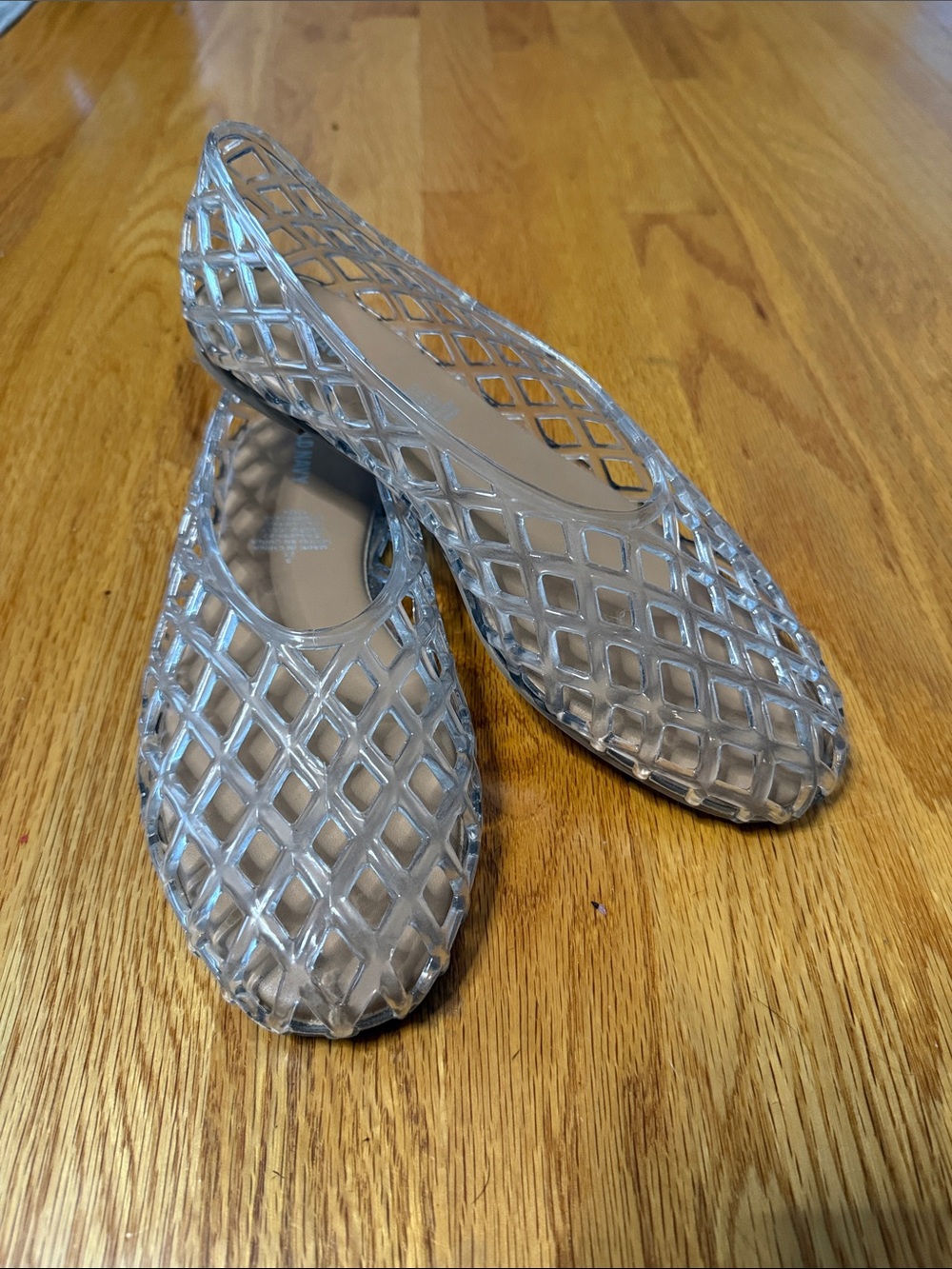 Old Navy Jelly Flats. Size 8 - Picture 4 of 5